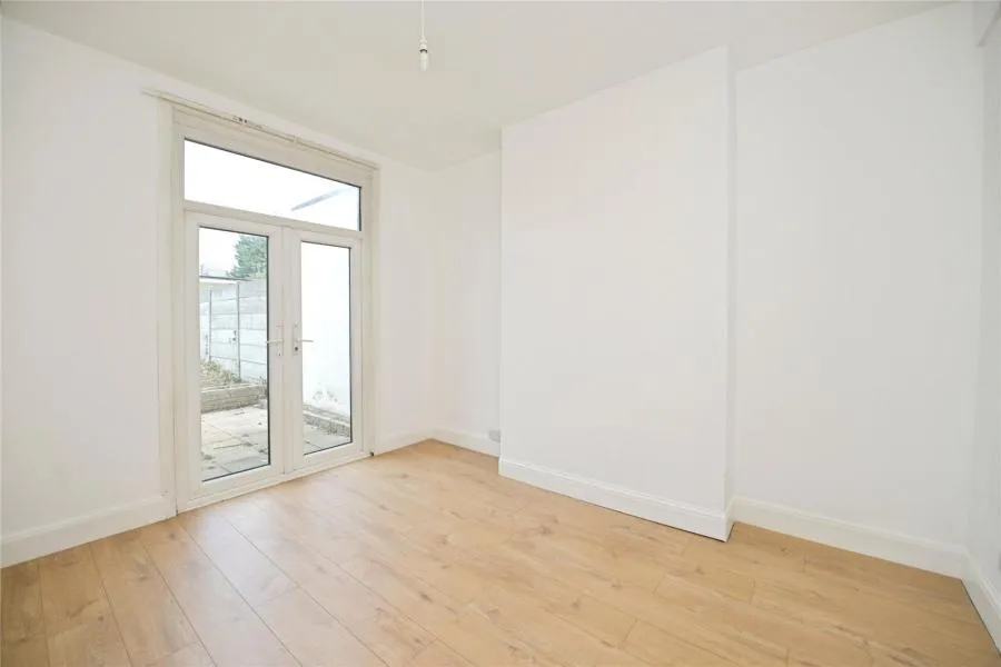 Breamore Road, Ilford, IG3, photo 8
