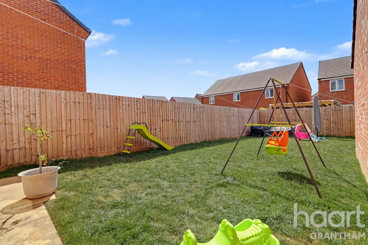 Whittle Road, NG34, photo 20