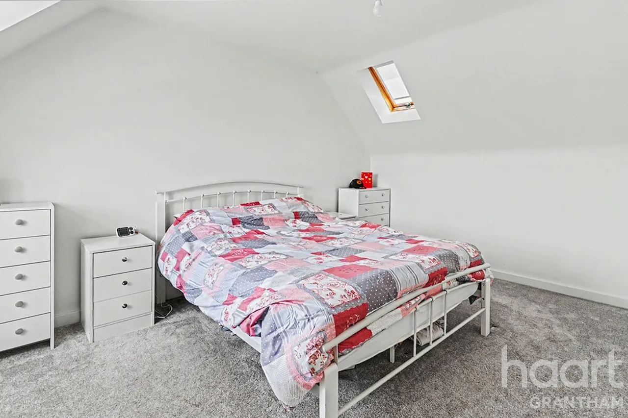 Whittle Road, NG34, photo 12