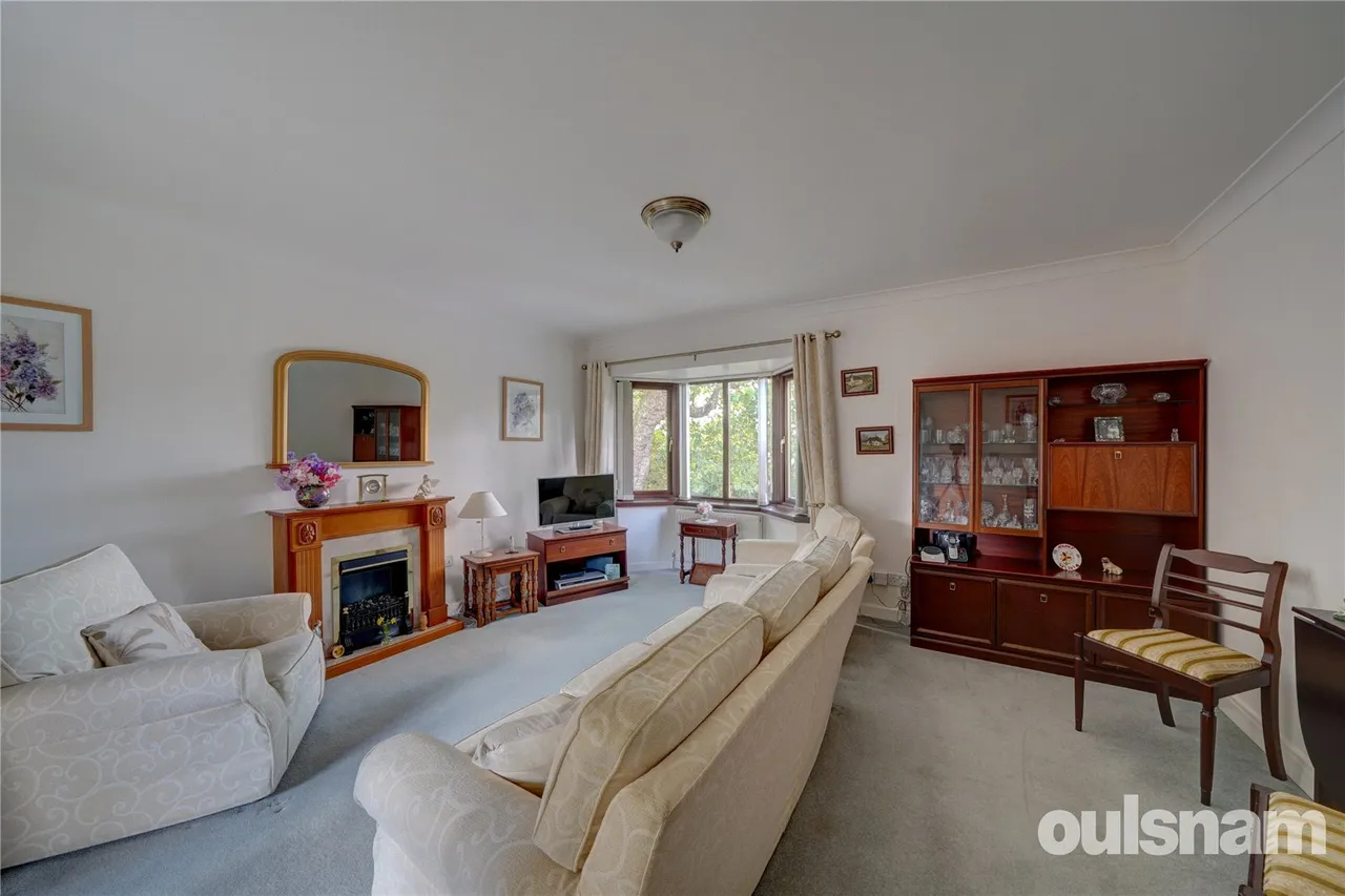 St. Georges Crescent, Droitwich, Worcestershire, WR9 8HJ, photo 4