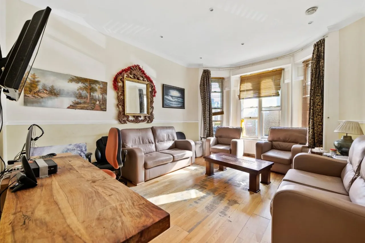 7 bed house for sale — Clissold Crescent, London, N16