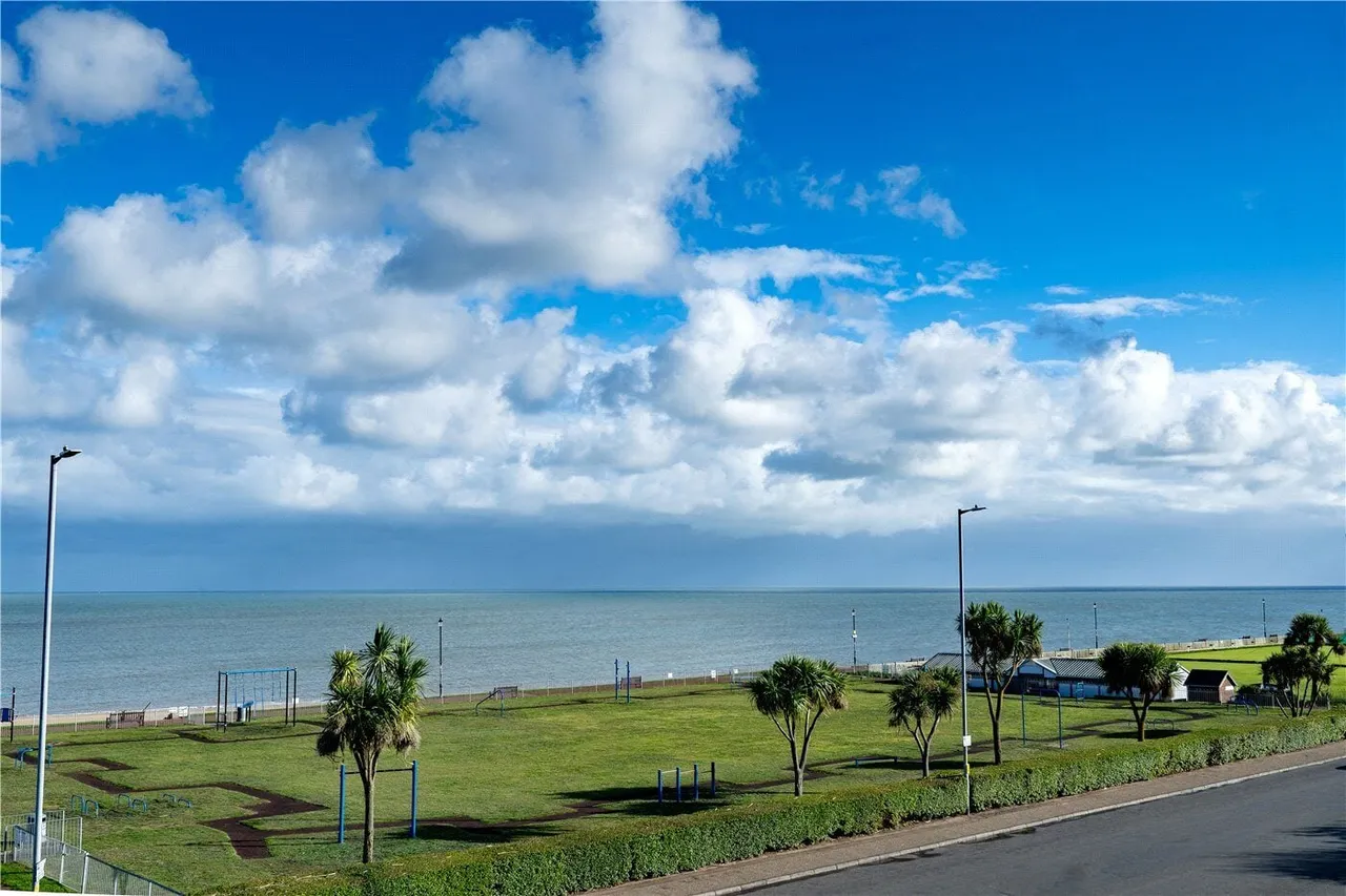 Marine Parade, Gorleston, NR31, photo 3