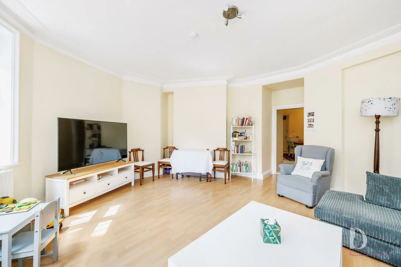 Lauderdale Road, London, W9 1NG, photo 2