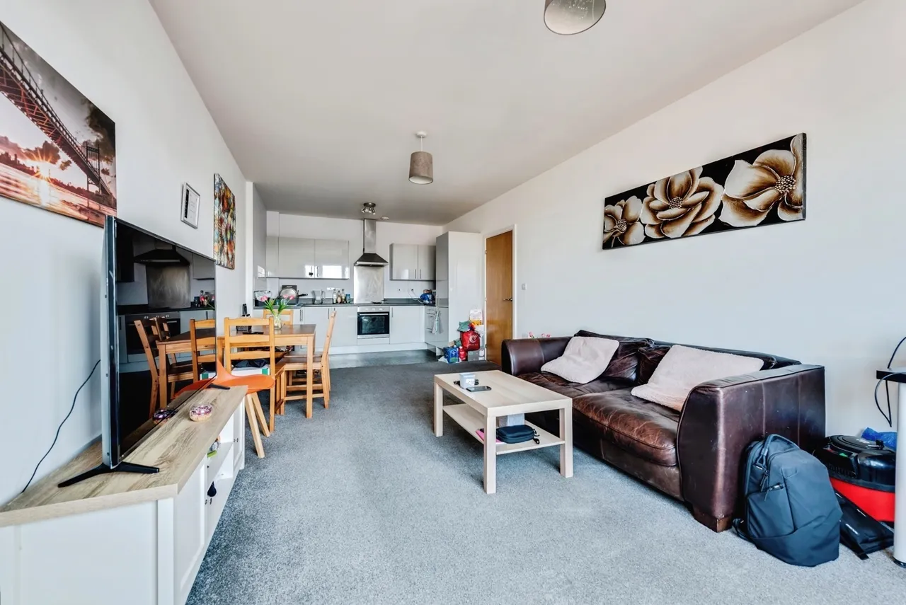 Guild House, Farnsby Street, Swindon, Wiltshire, SN1, photo 6