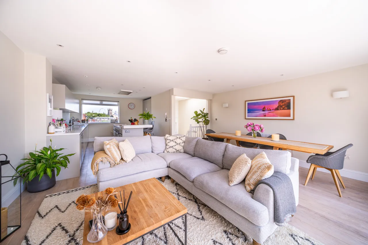 2 bed flat for sale — Belgrave Road, London, SW1V