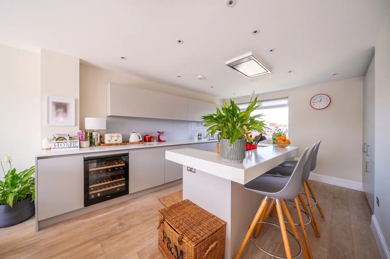 Belgrave Road, London, SW1V, photo 2