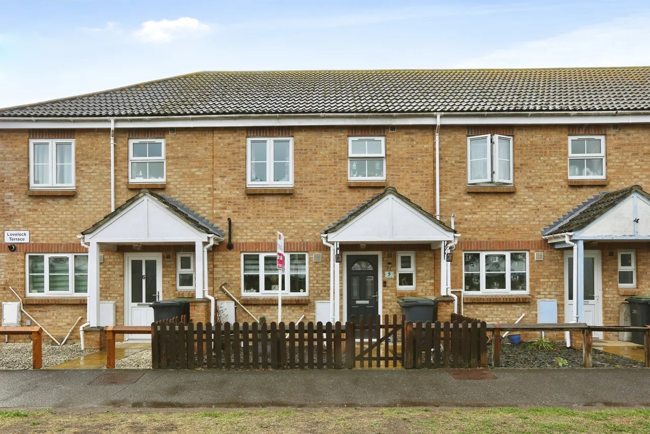 3 bed house for sale — Lovelock Terrace, Gosport