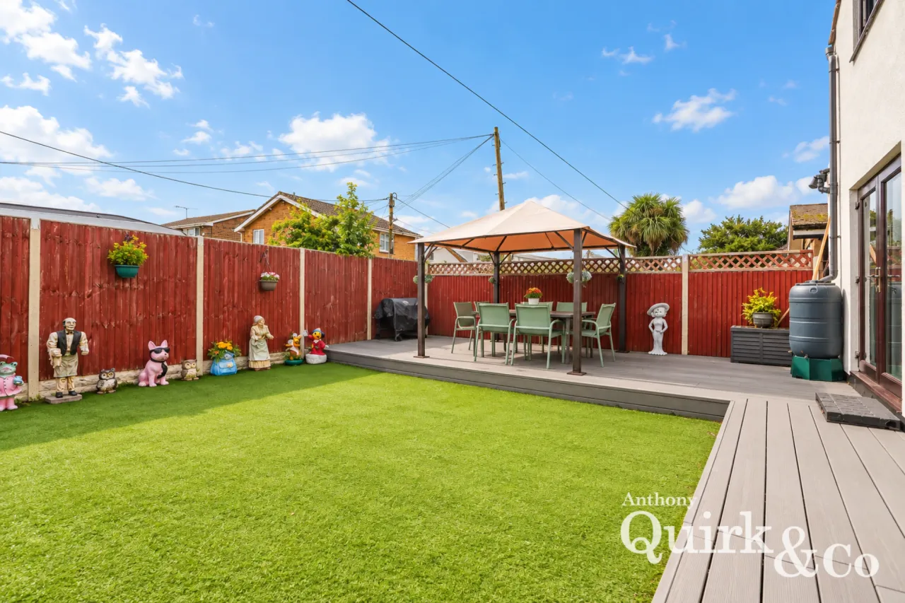 Gafzelle Drive, Canvey Island, SS8, photo 24