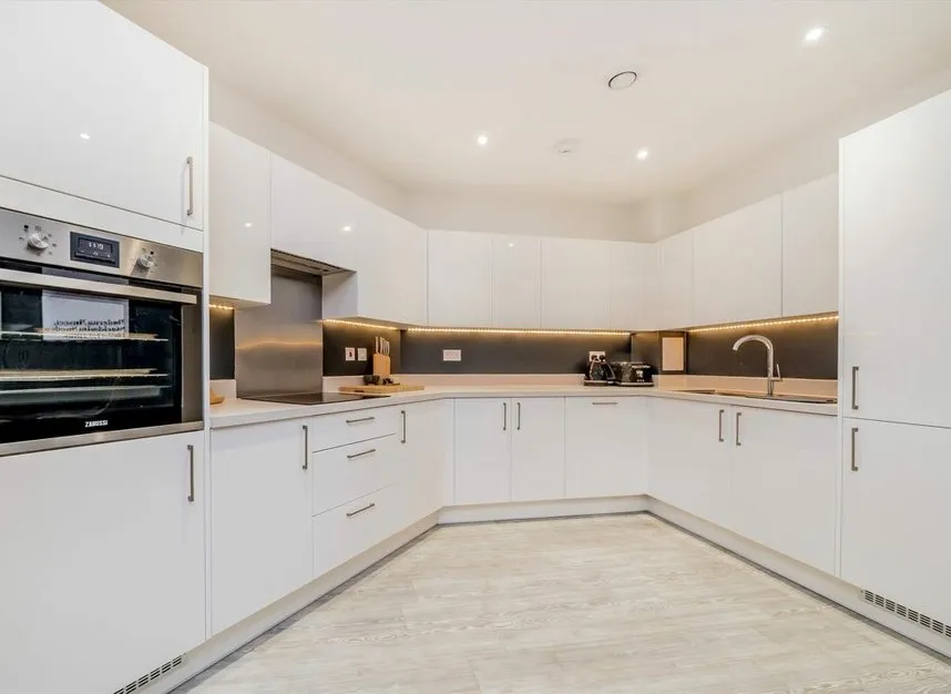Beames Road, Harlesden, NW10, photo 2