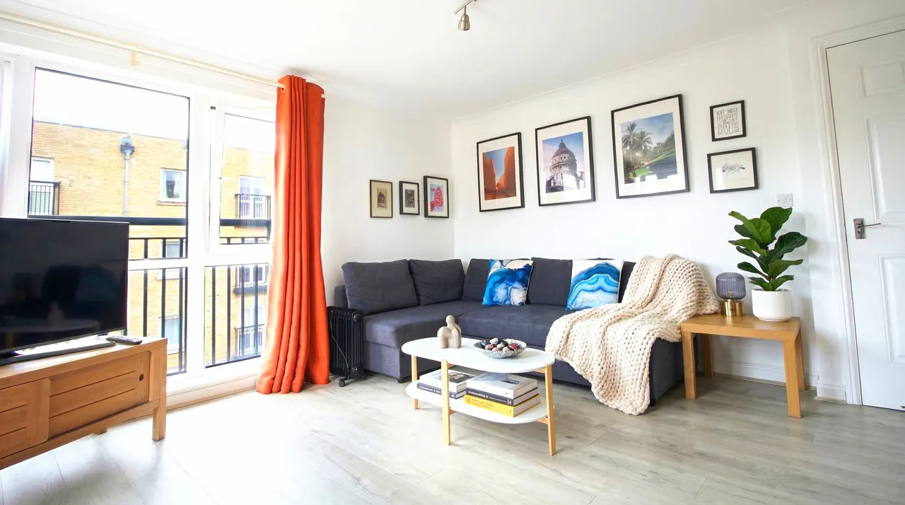 51 Johnson Lock Court, 1 Candle Street, London, photo 6