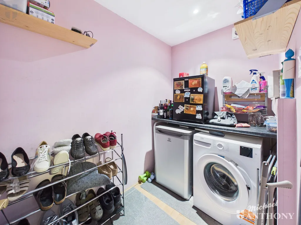 Elham Way, Aylesbury, HP21 9XN, photo 11