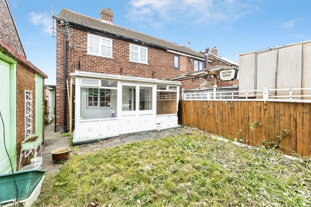 Priory Road, Featherstone, Pontefract, photo 9