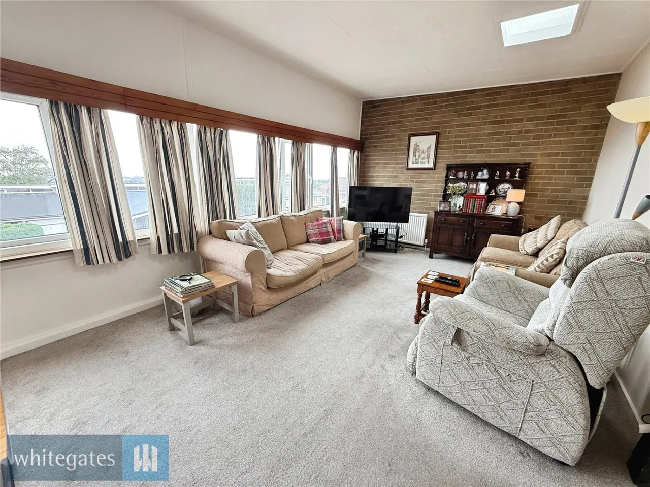 Limes Avenue, Staincross, S75, photo 2