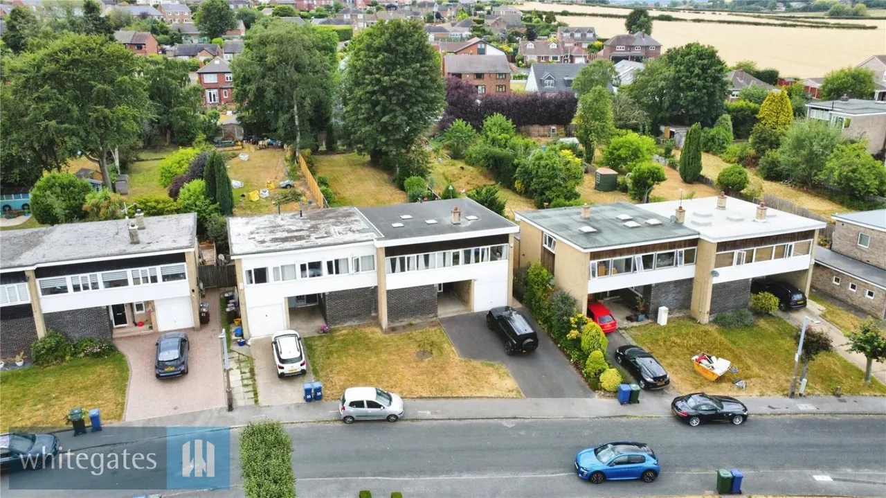 Limes Avenue, Staincross, S75, photo 29