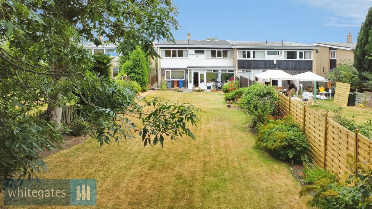 Limes Avenue, Staincross, S75, photo 19