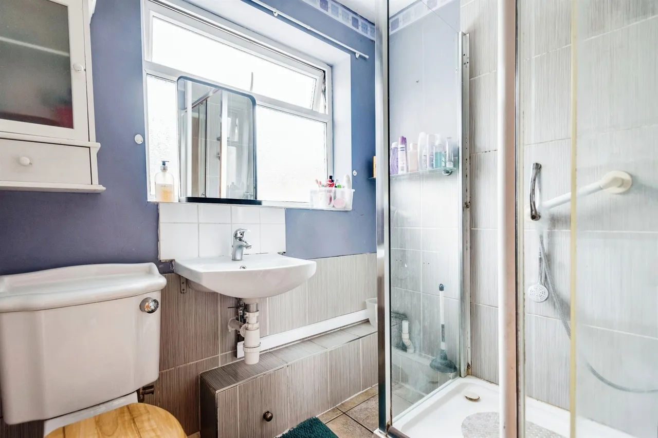 Salisbury Street, Swindon, SN1, photo 10