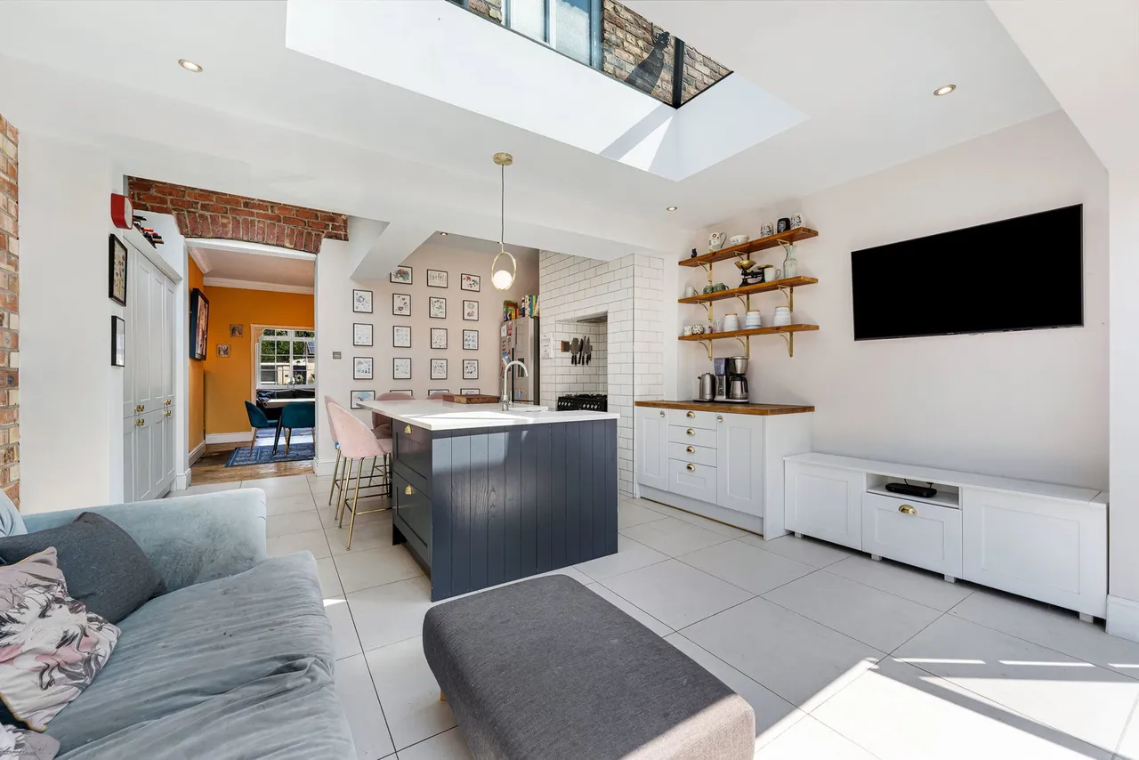 Newstead Terrace, Timperley, WA15, photo 3