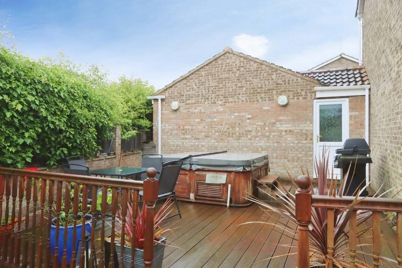 Rothbury Close, Sothall, Sheffield, S20, photo 9
