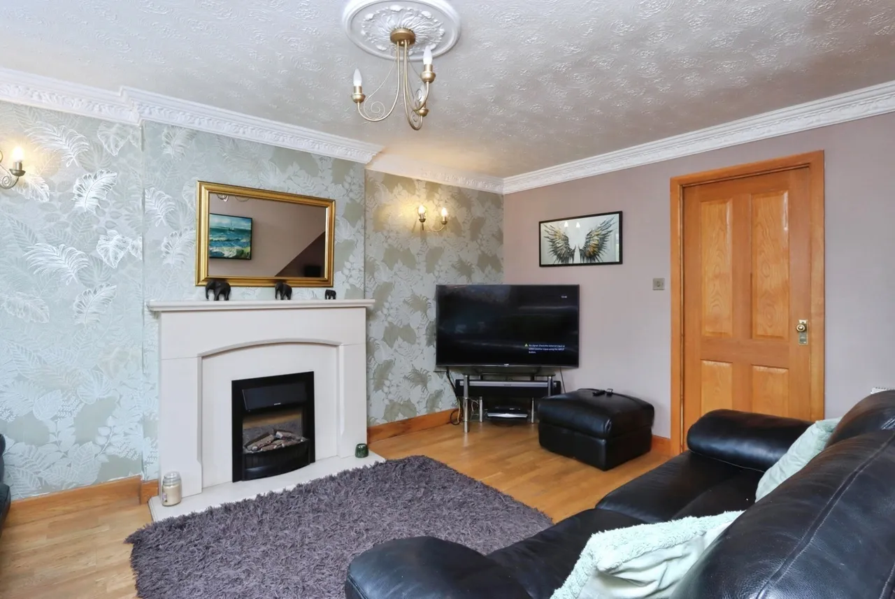Rothbury Close, Sothall, Sheffield, S20, photo 6