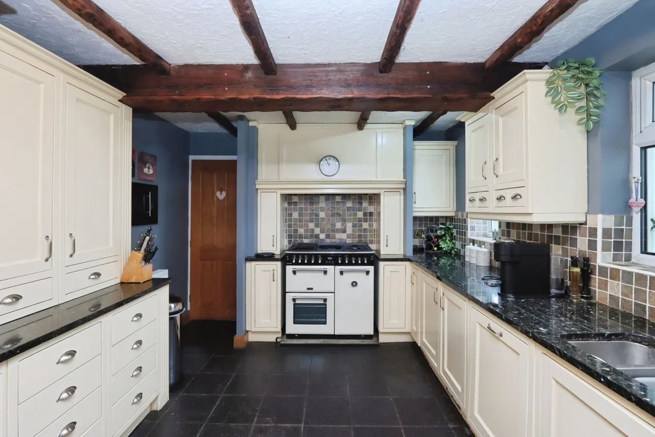Rothbury Close, Sothall, Sheffield, S20, photo 5