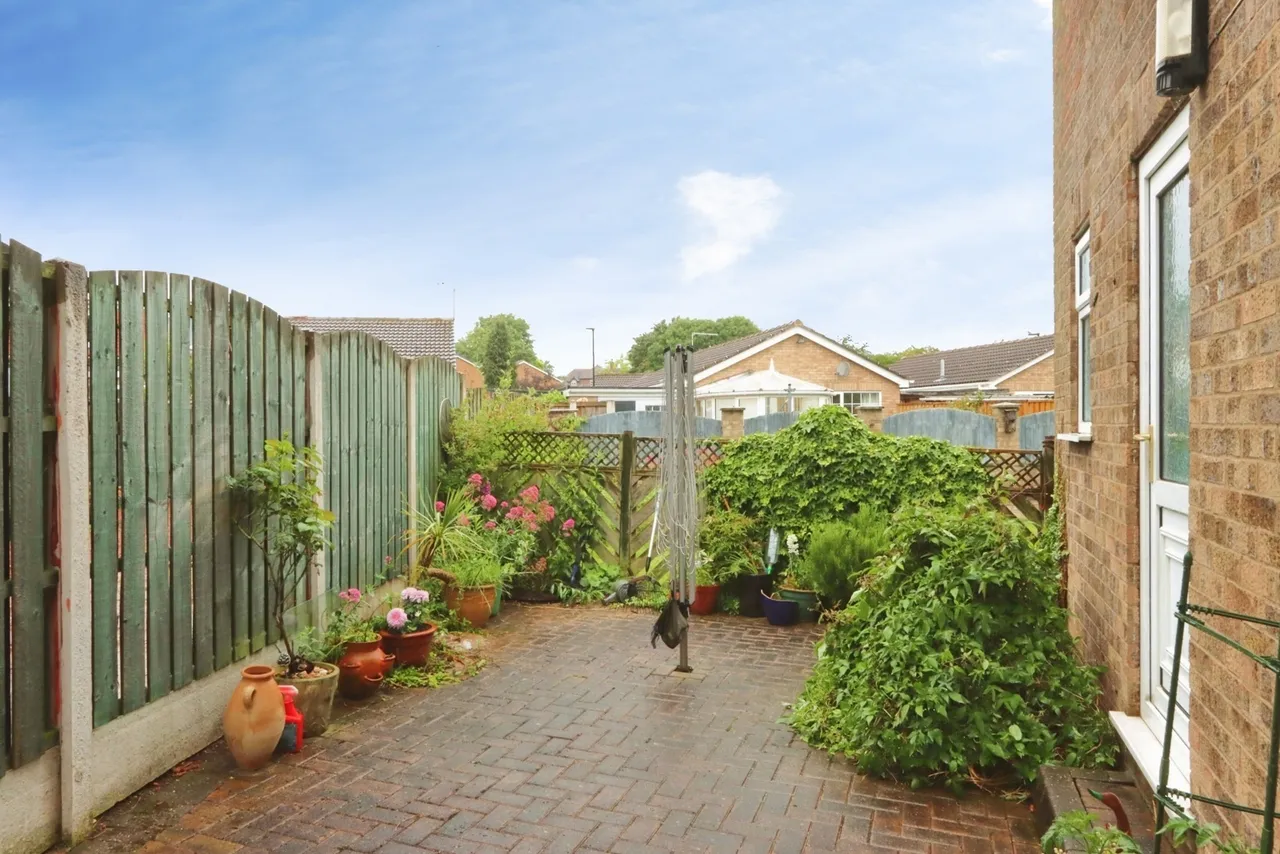 Rothbury Close, Sothall, Sheffield, S20, photo 10