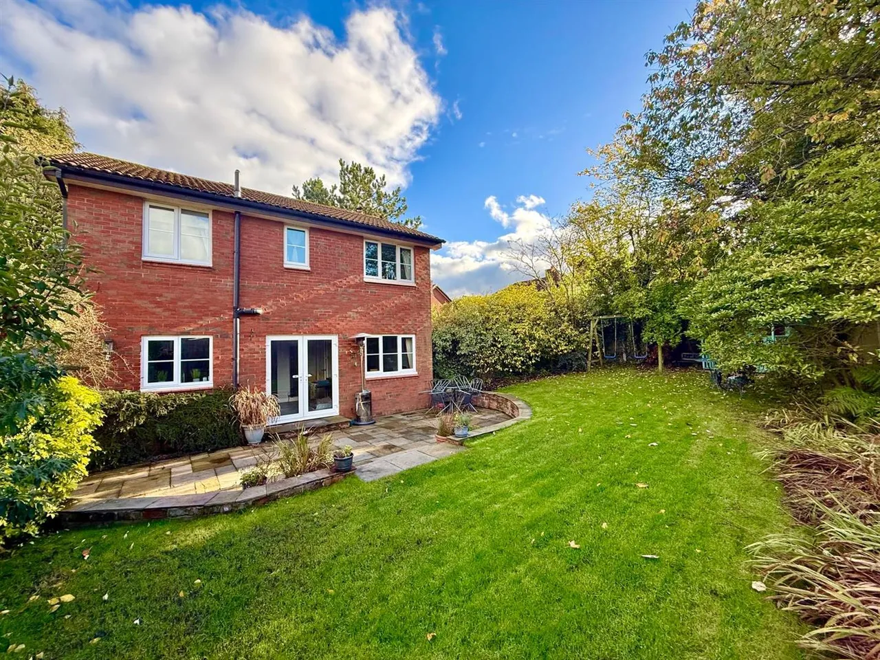Underwood Close, Macclesfield, SK10, photo 18