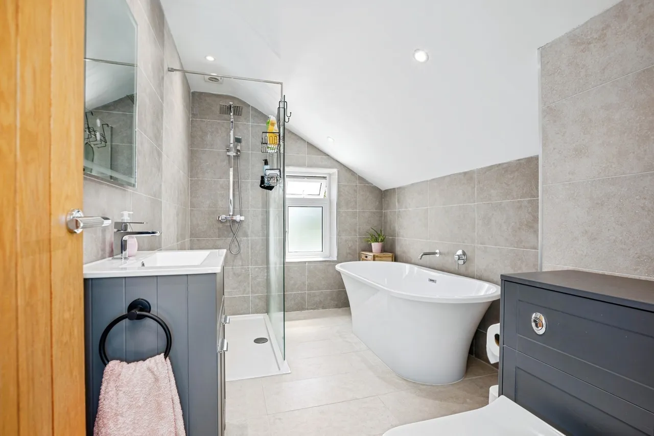 Drefach Felindre, Llandysul, SA44, photo 24