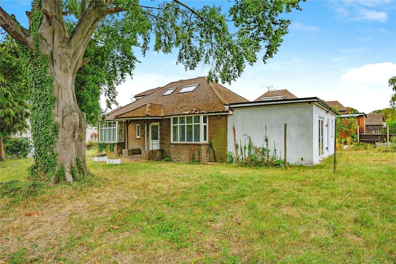 East Hill Road, Houghton Regis, Dunstable, Bedfordshire, LU5, photo 20