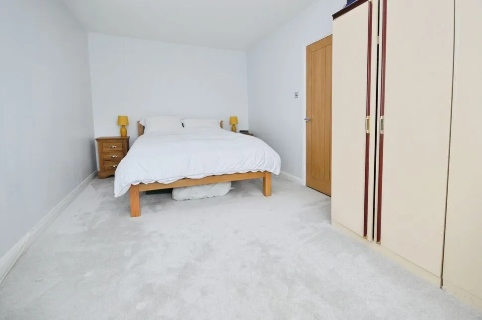 Hanworth Road, Whitton, Hounslow, TW4, photo 4