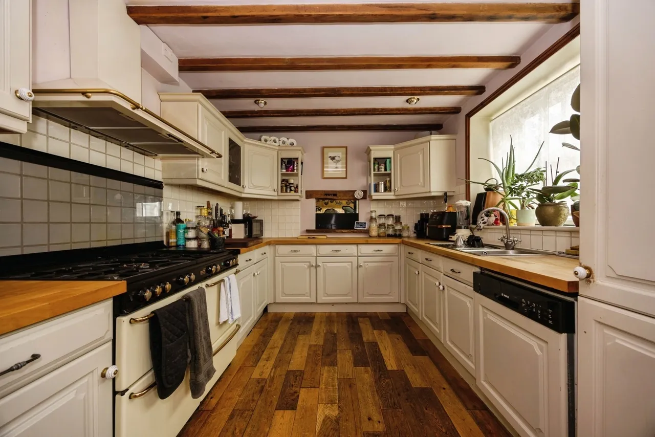 Petworth Road, Witley, GU8, photo 16
