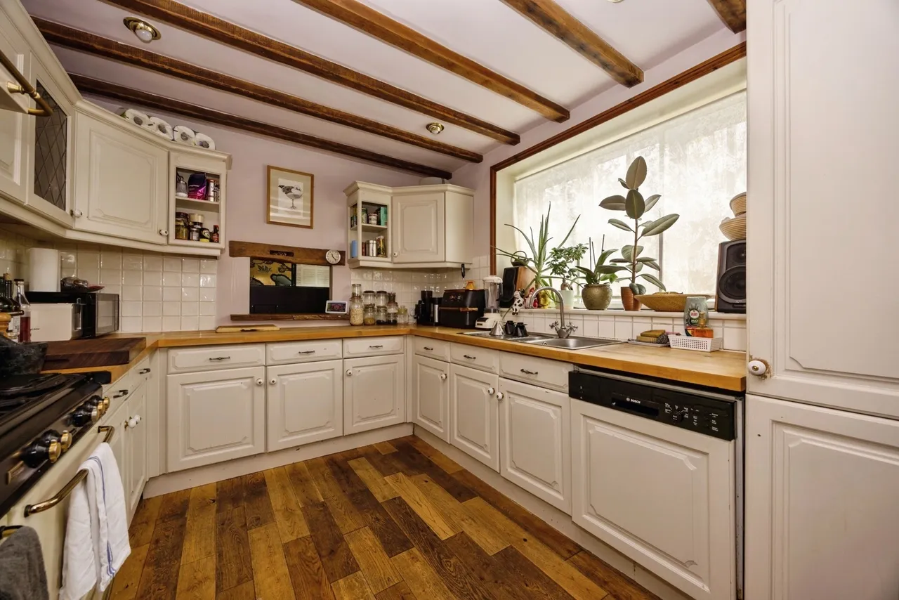 Petworth Road, Witley, GU8, photo 4