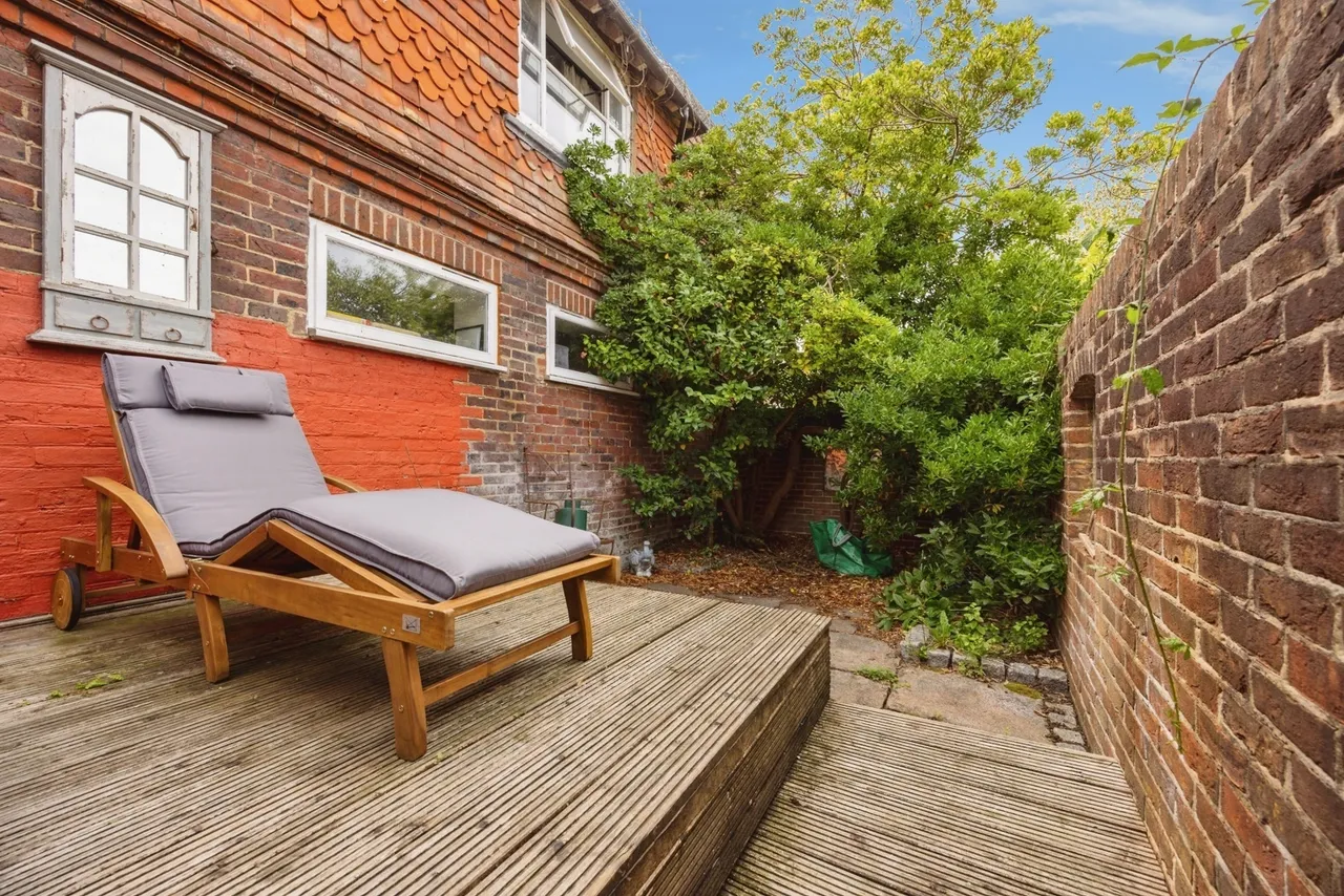Petworth Road, Witley, GU8, photo 10