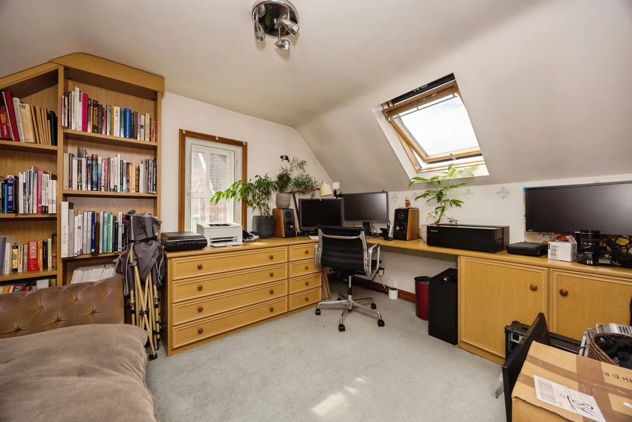 Petworth Road, Witley, GU8, photo 8