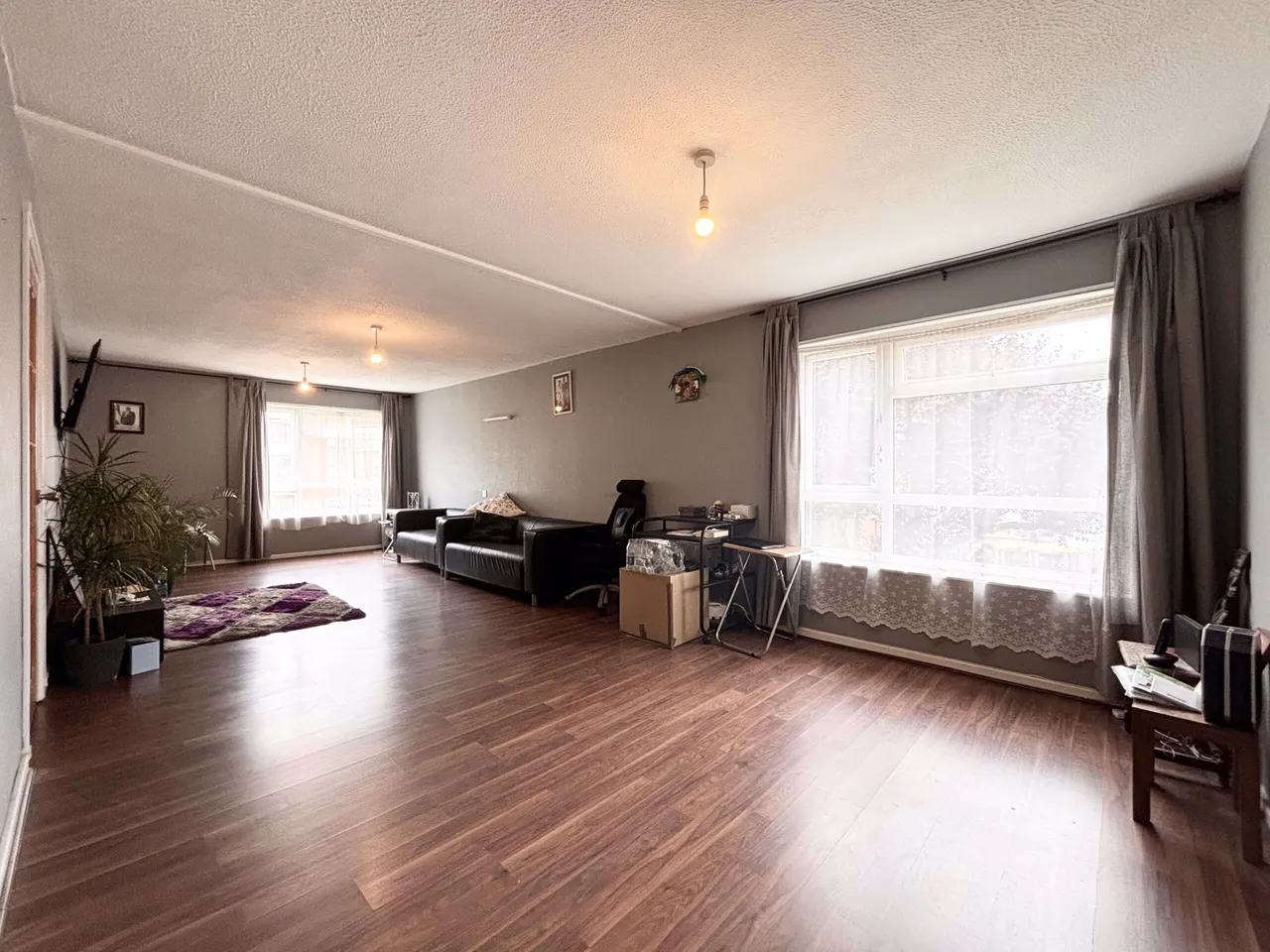 Dishforth Lane, London, NW9, photo 2