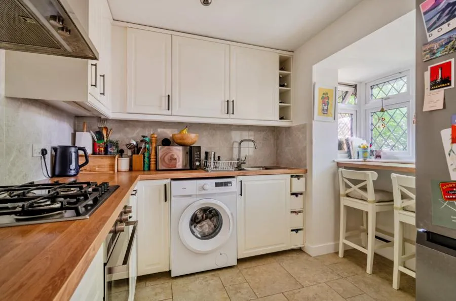 Daventry Court, Bracknell, RG42, photo 2