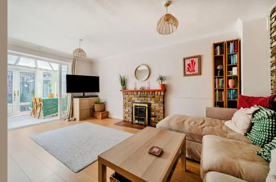 Daventry Court, Bracknell, RG42, photo 3