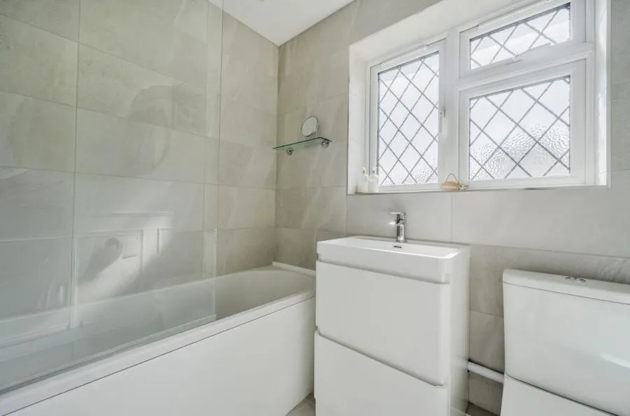 Daventry Court, Bracknell, RG42, photo 13
