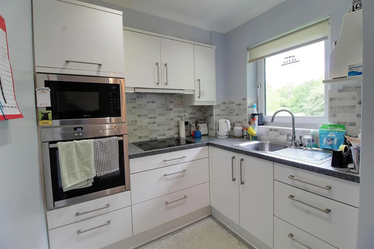Billy Lows Lane, Potters Bar EN6 1XW, photo 6