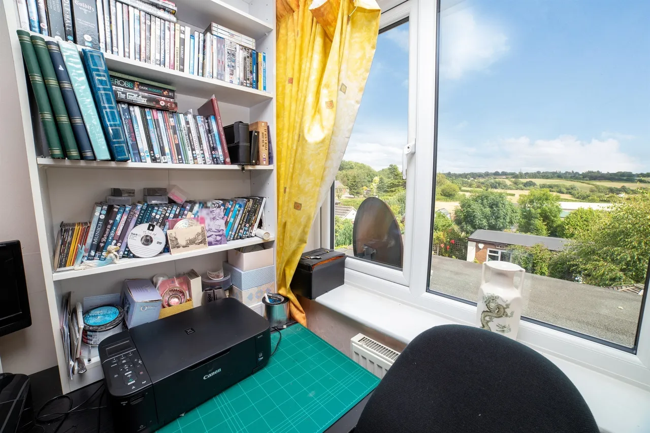 Heanor Road, Codnor, DE5, photo 13
