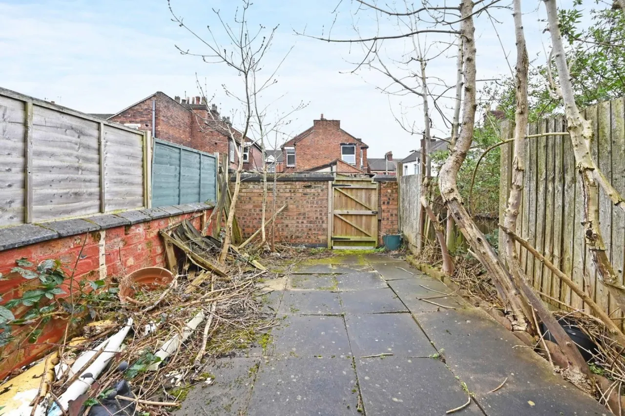 Stanfield Road, Burslem, Stoke-on-Trent, photo 12