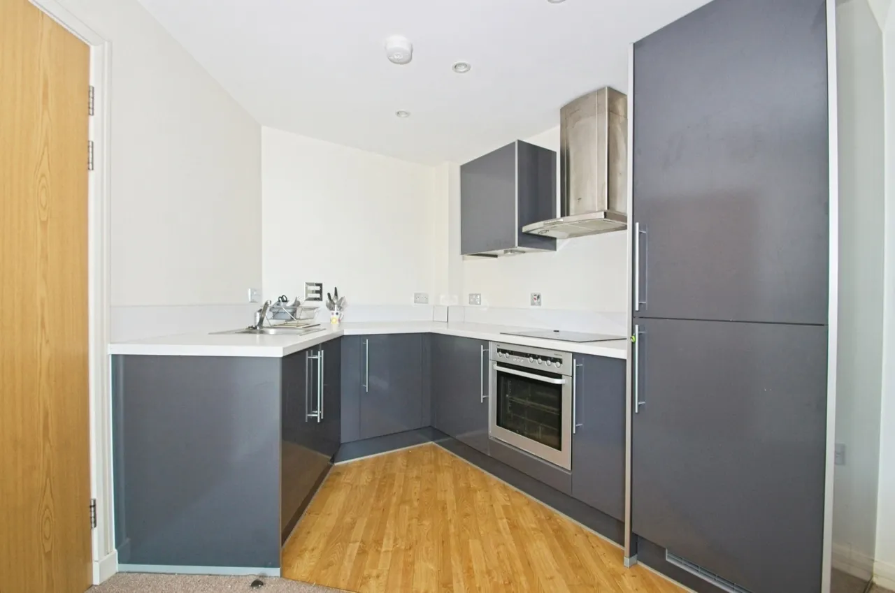 Havannah Street, Cardiff, CF10, photo 4