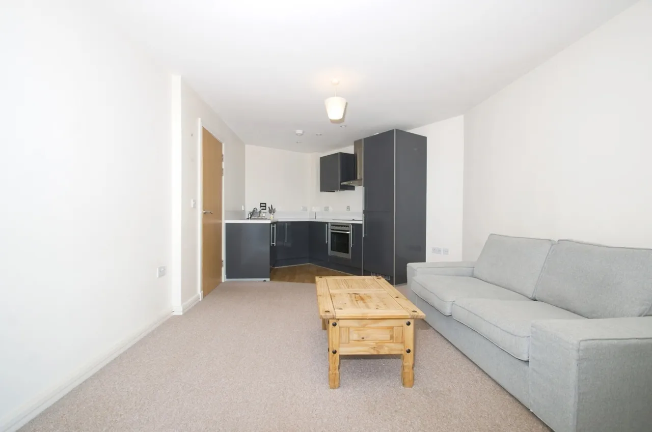 Havannah Street, Cardiff, CF10, photo 3