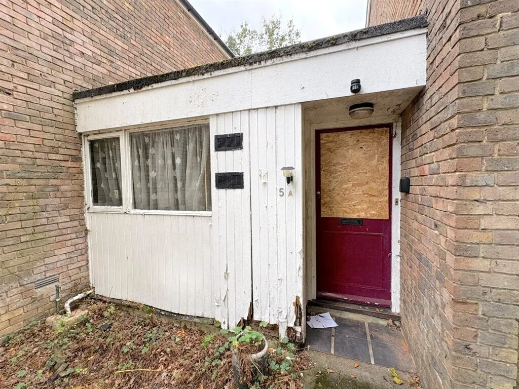 1 bed flat for sale, Fettes Road, Cranleigh, GU6