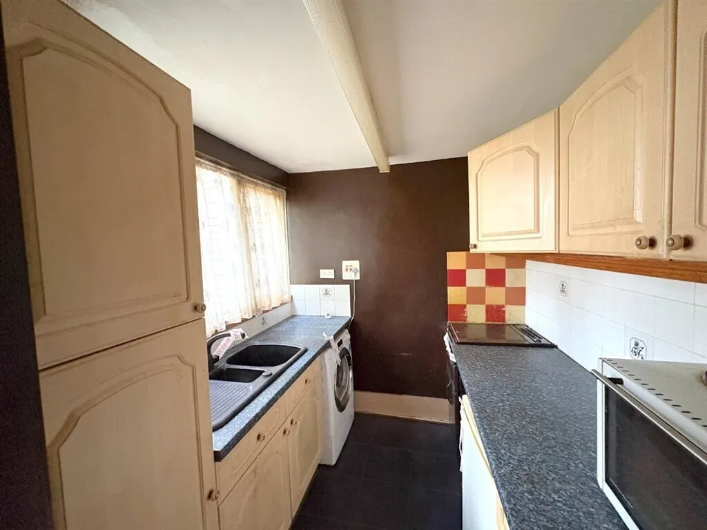 Fettes Road, Cranleigh, GU6, photo 5