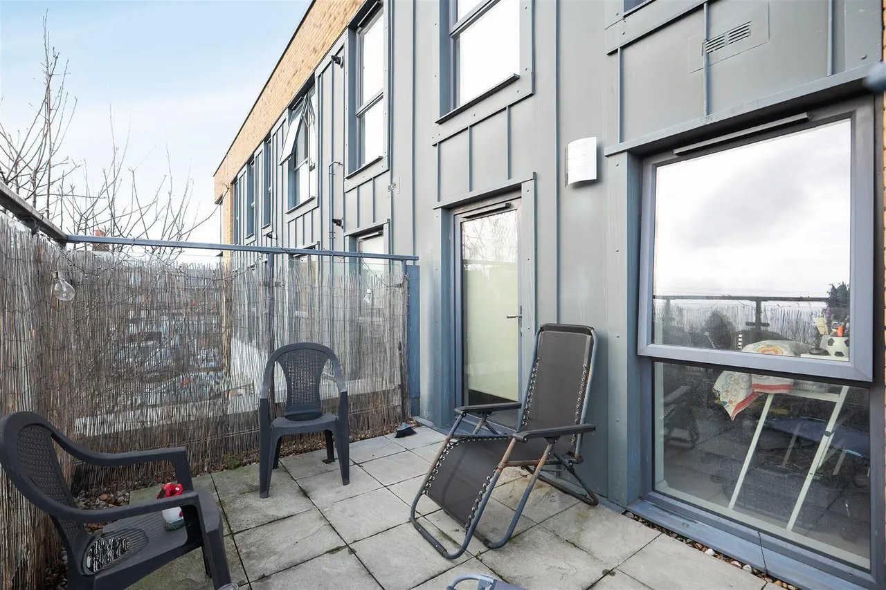 Warwick Road, West Drayton, UB7, photo 10
