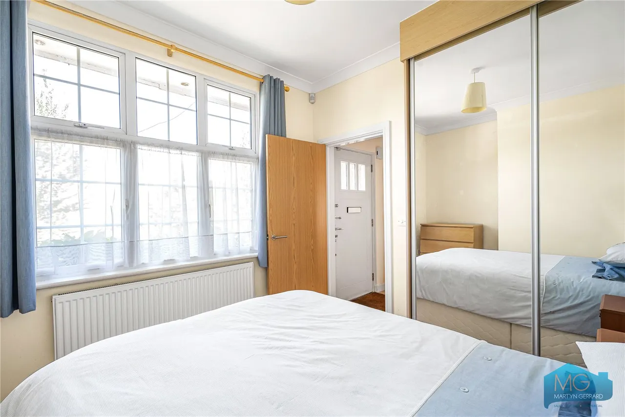 Hammers Lane, London, NW7, photo 8