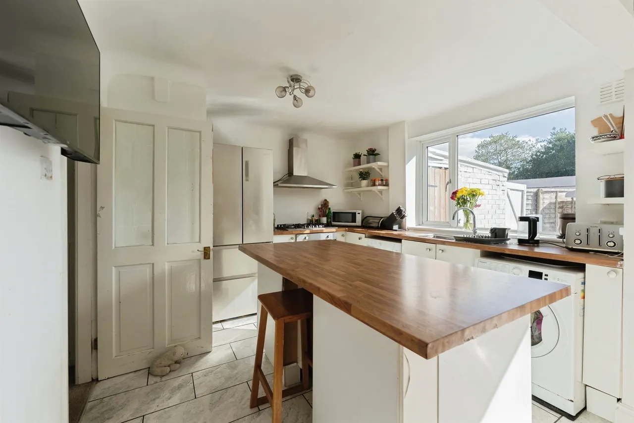 Mill Park Drive, Wirral, CH62, photo 8