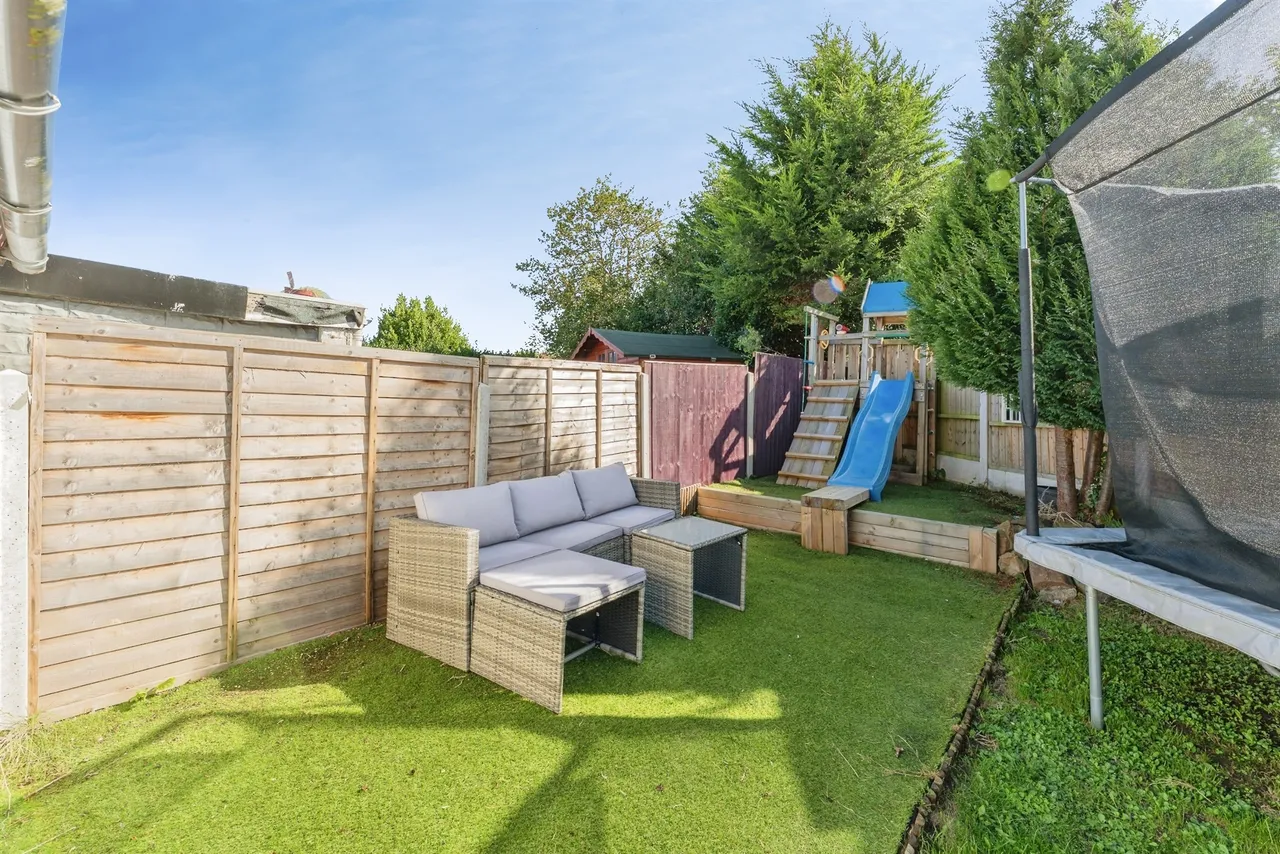 Mill Park Drive, Wirral, CH62, photo 19