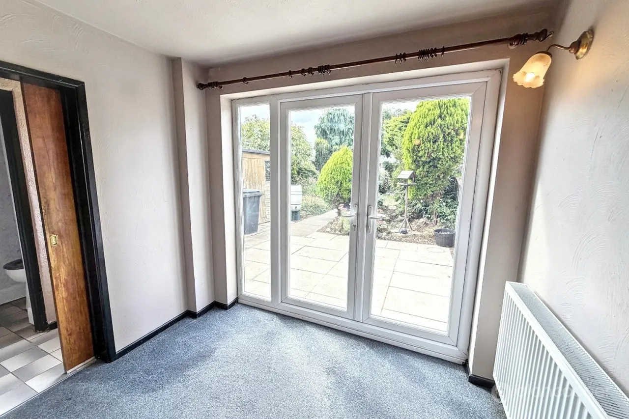 Ivanhoe Avenue, Attleborough, CV11, photo 7