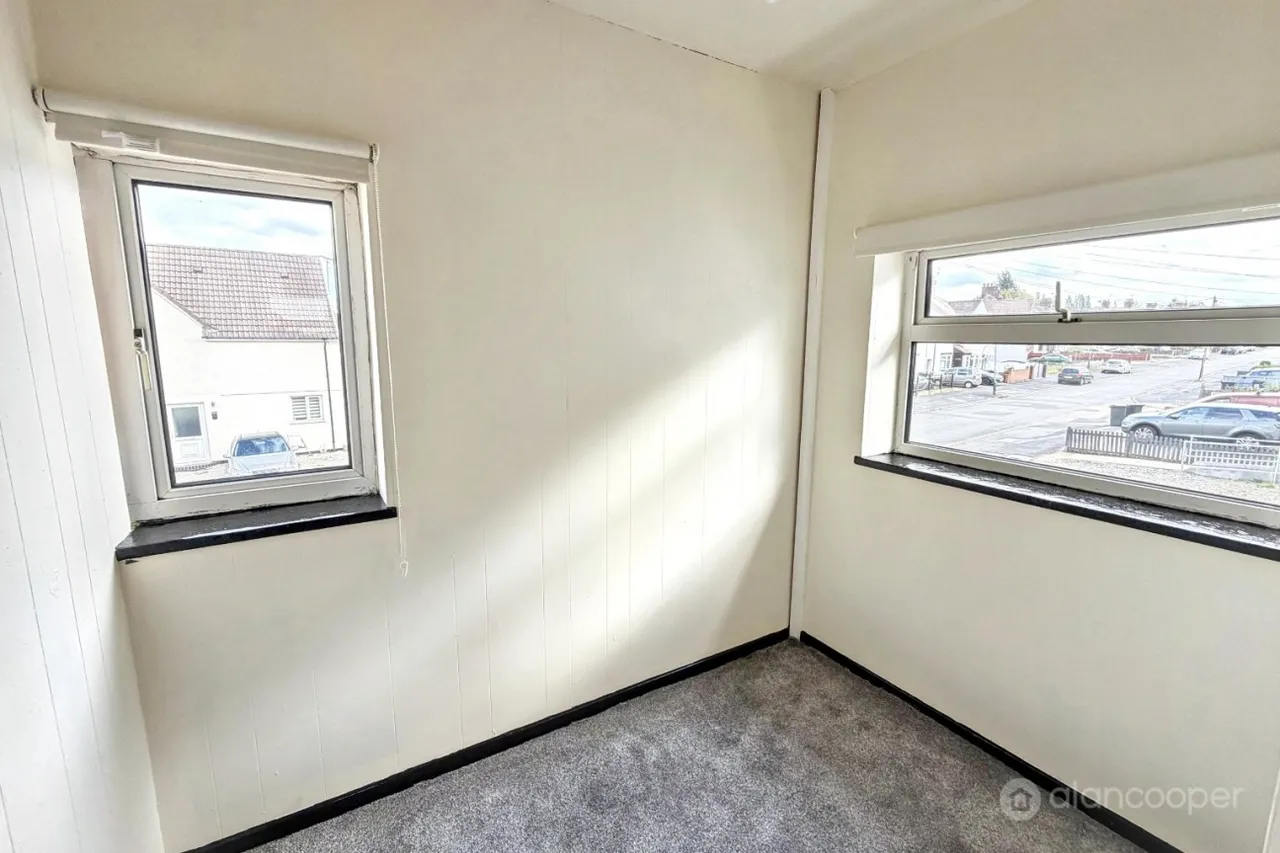 Ivanhoe Avenue, Attleborough, CV11, photo 10